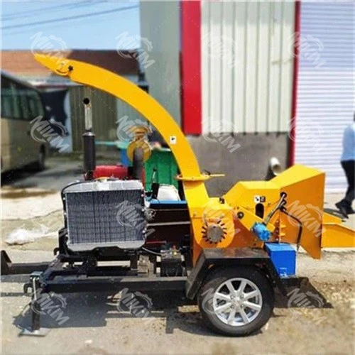 Large Automatic Wood Chipper